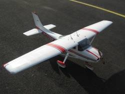 CESSNA 182 SKYLANE